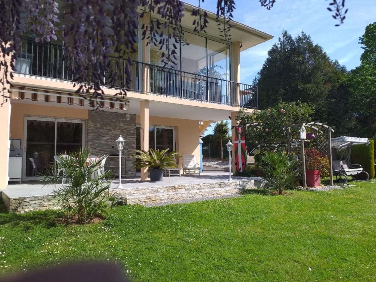 Appartement Rez-de-jardin 50 m² entre Biarritz et Capbreton à Ondres Extérieur photo